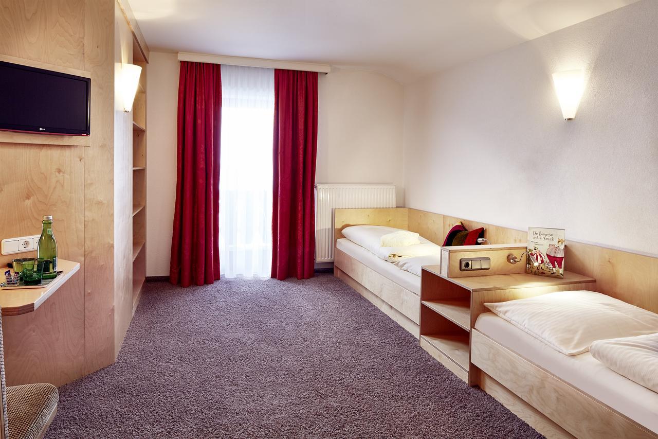 Hotel Unser Loisach Lermoos Zewnętrze zdjęcie